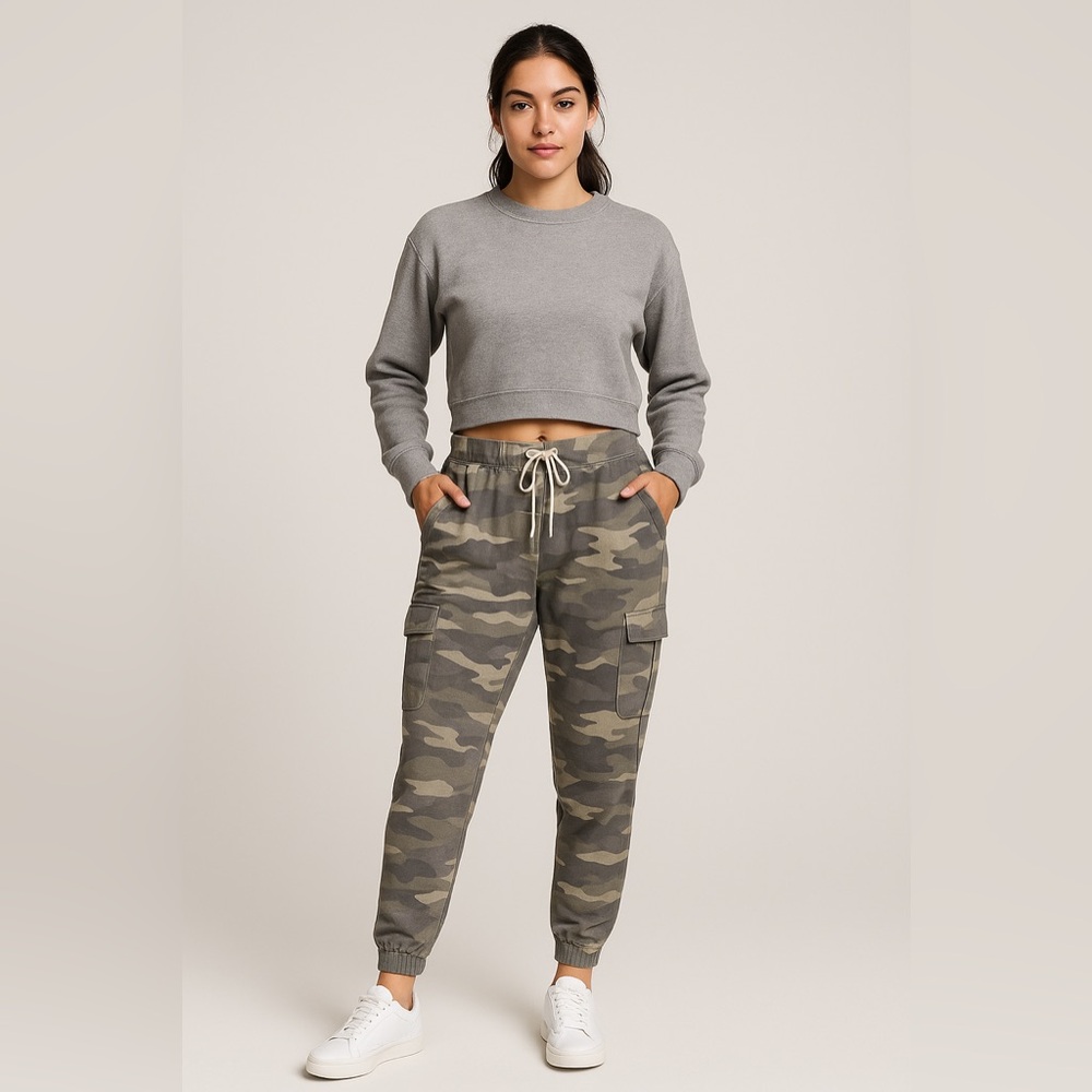 Victoria’s Secret PINK Camo Jogger Sweatpants Med Gray Green Lounge Pants